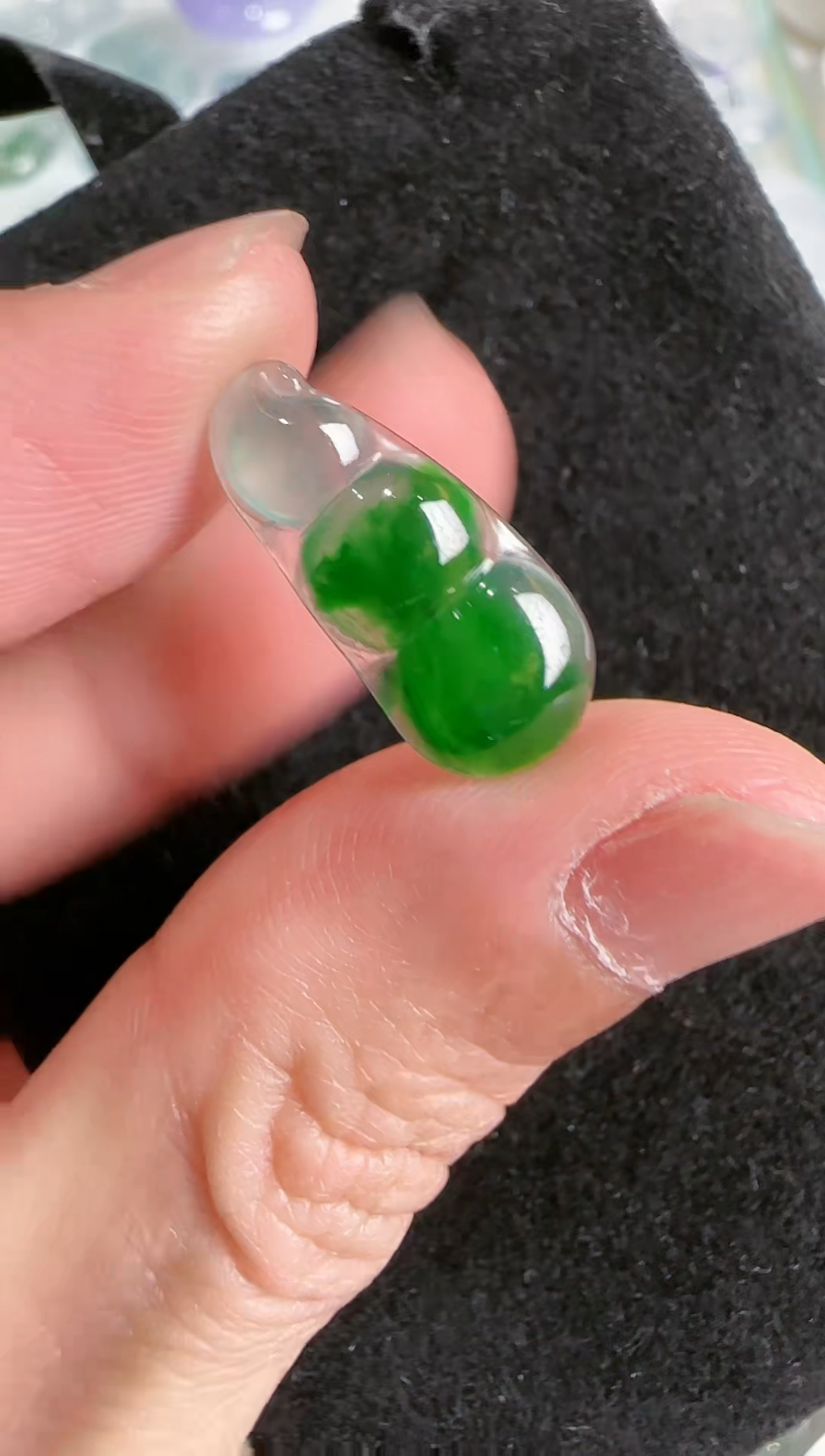 【闪购商品】翡翠吊坠(不含链)未镶嵌··