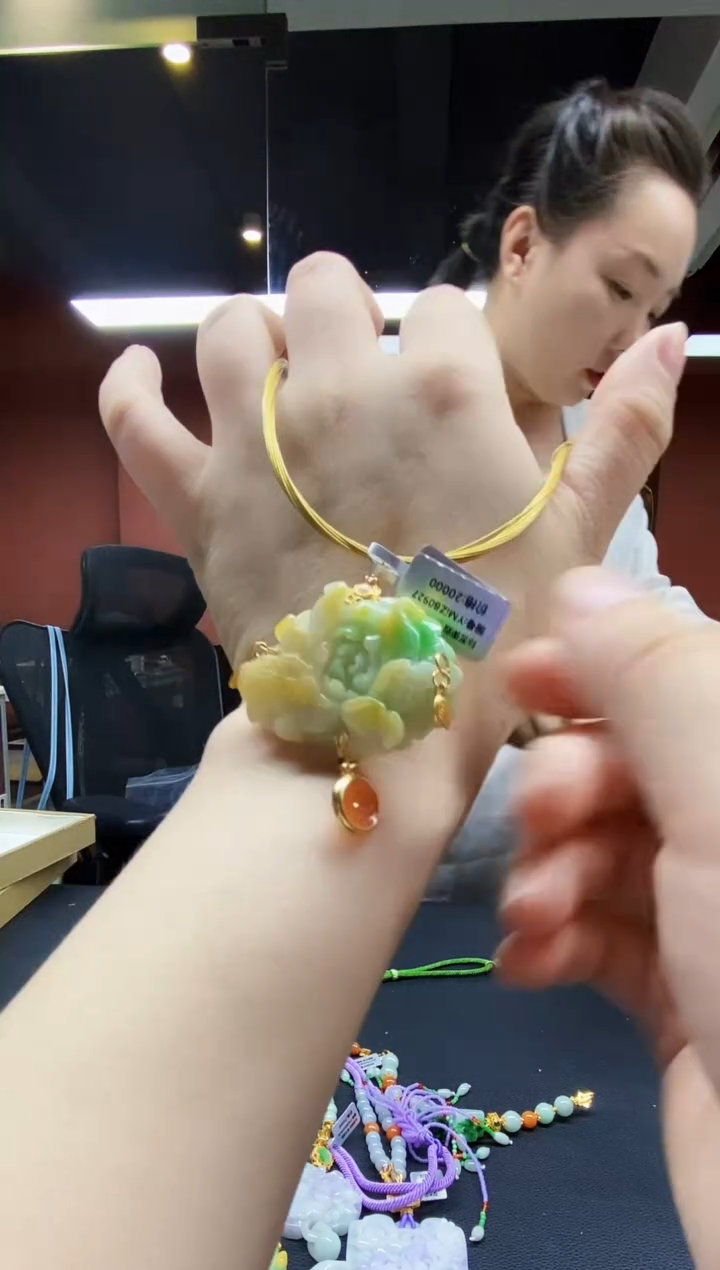 颈饰未镶嵌翡翠翡翠吊坠