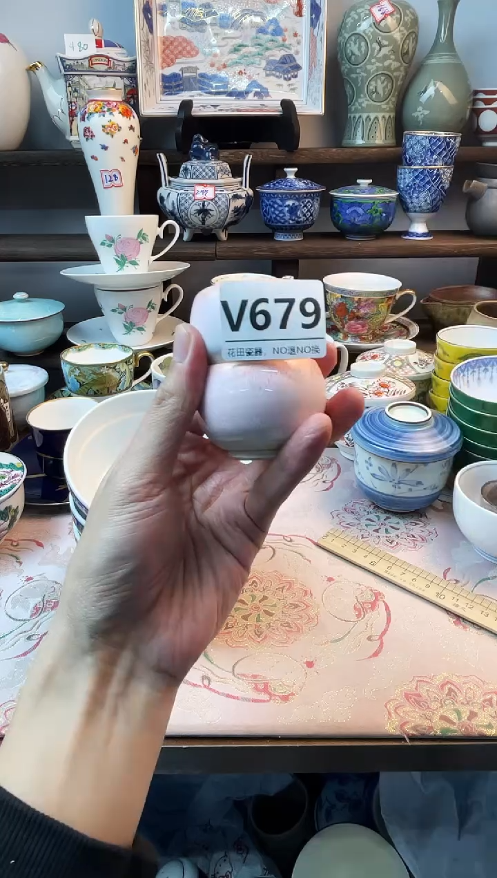 瓷片腾*V679不退不换.感谢理解