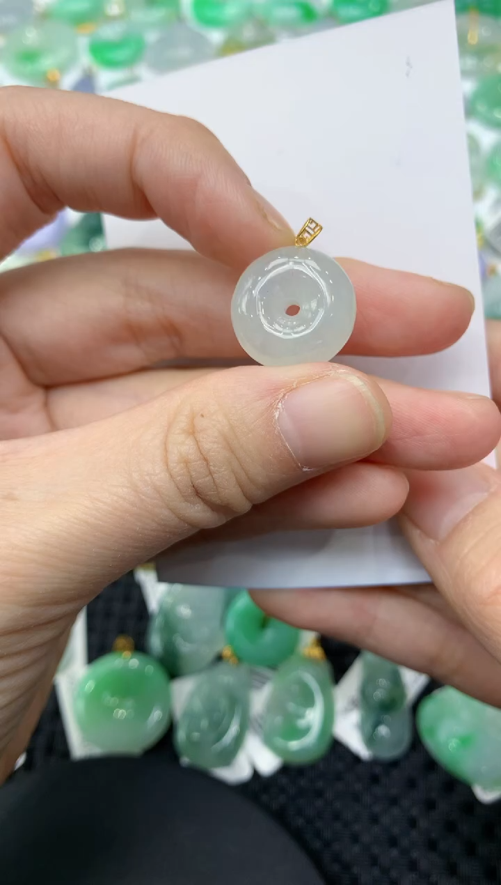 【闪购商品】翡翠颈饰18K金镶嵌11111111