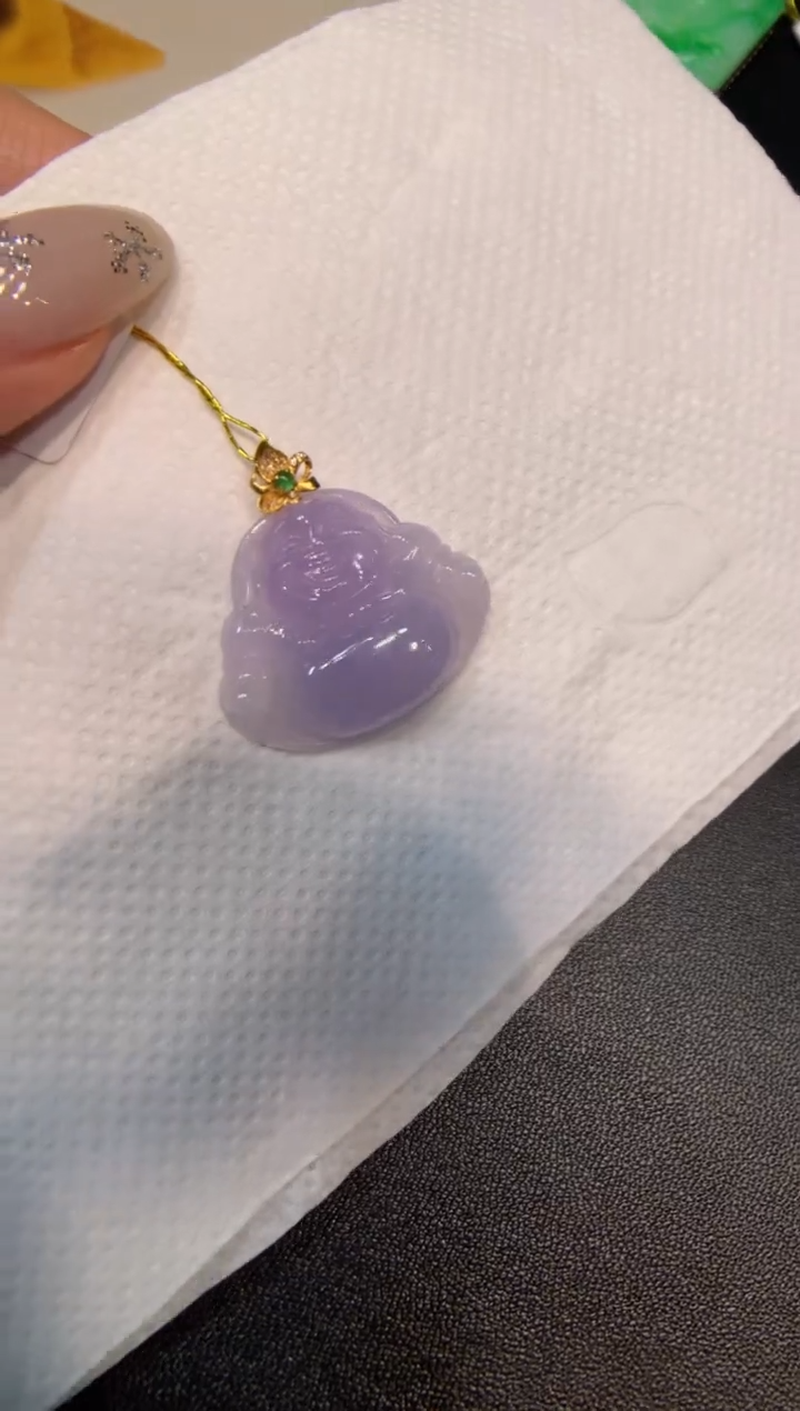 颈饰18K金镶嵌翡翠佛公