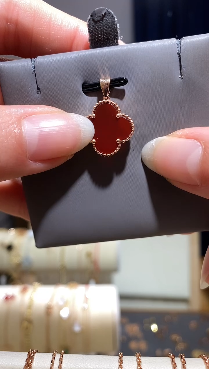 【闪购商品】玛瑙/玉髓吊坠(不含链)18K金镶嵌吊坠