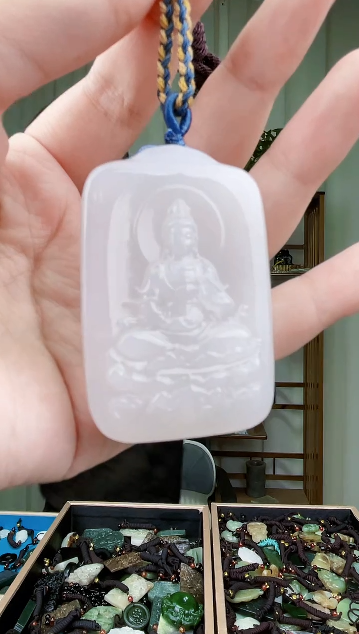 和田玉未镶嵌挂件拍一发一，多样性发货！