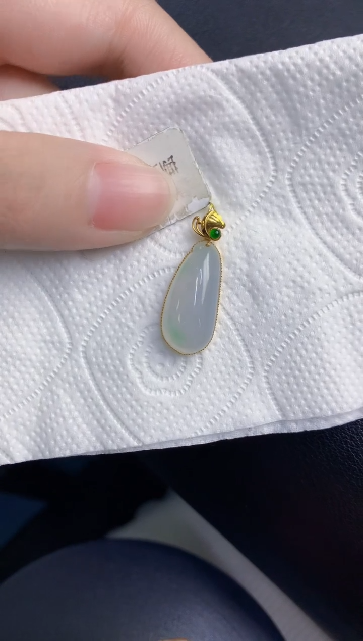 颈饰18K金镶嵌翡翠天然翡翠缅甸A货