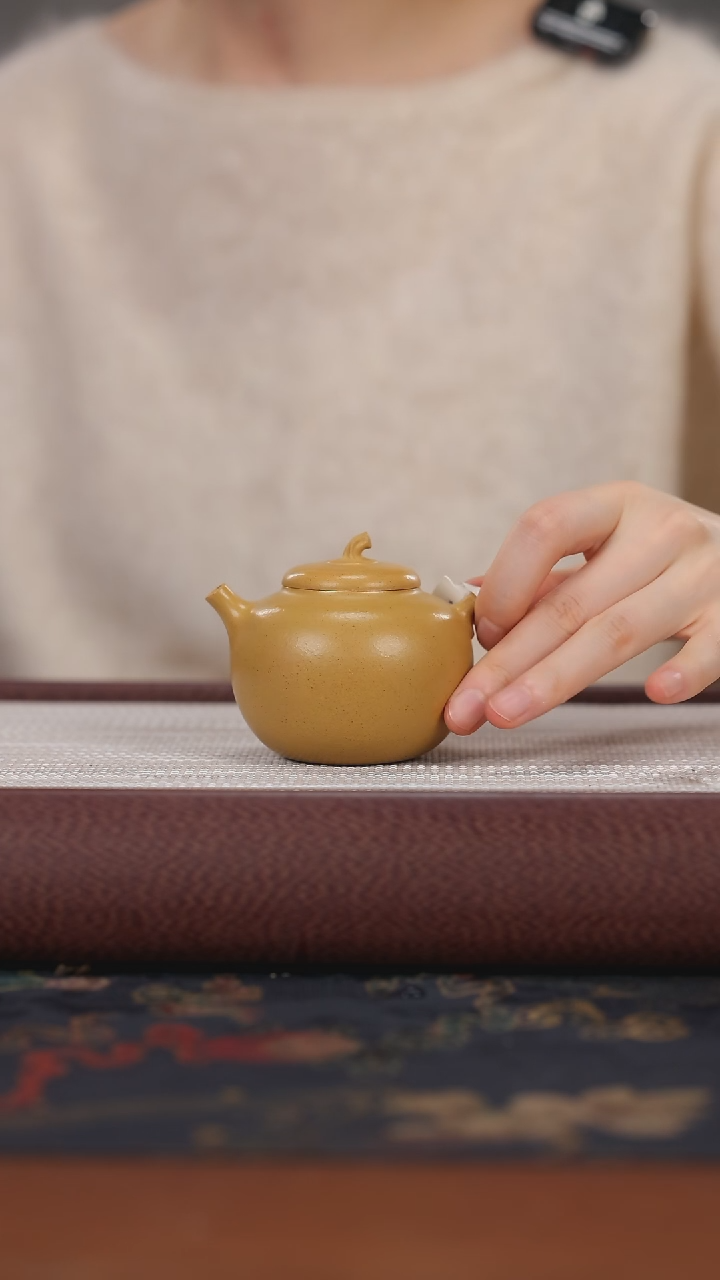 【闪购商品】紫砂茶壶黄金段泥 瓜趣 150cc