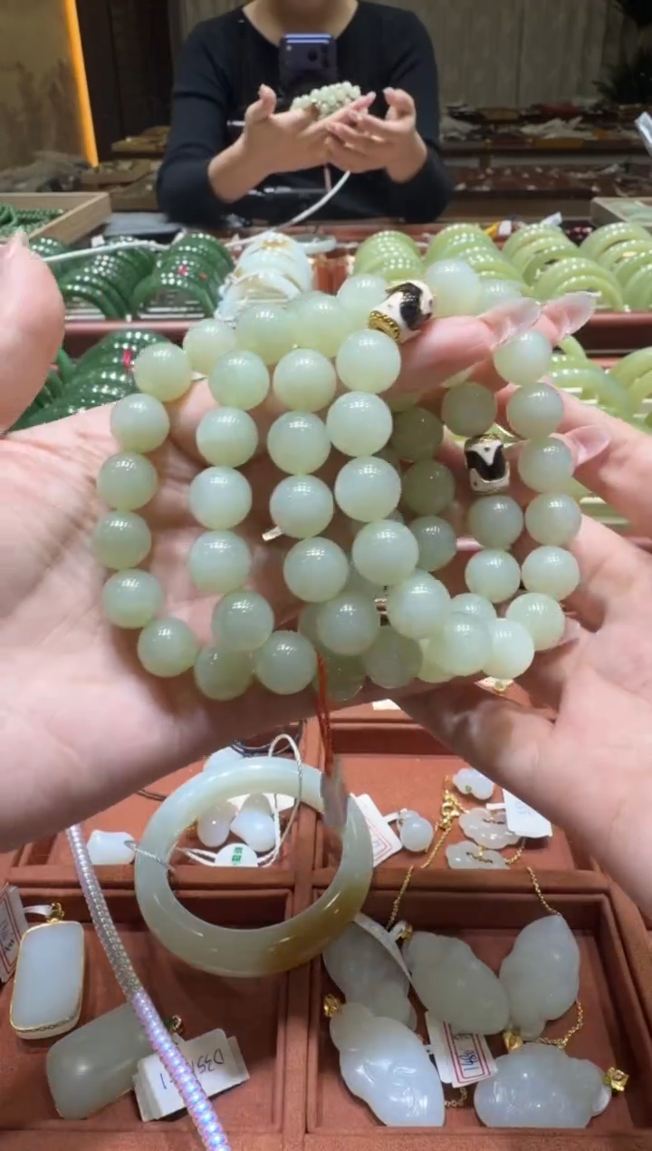 颈饰未镶嵌和田玉手串多样性发一