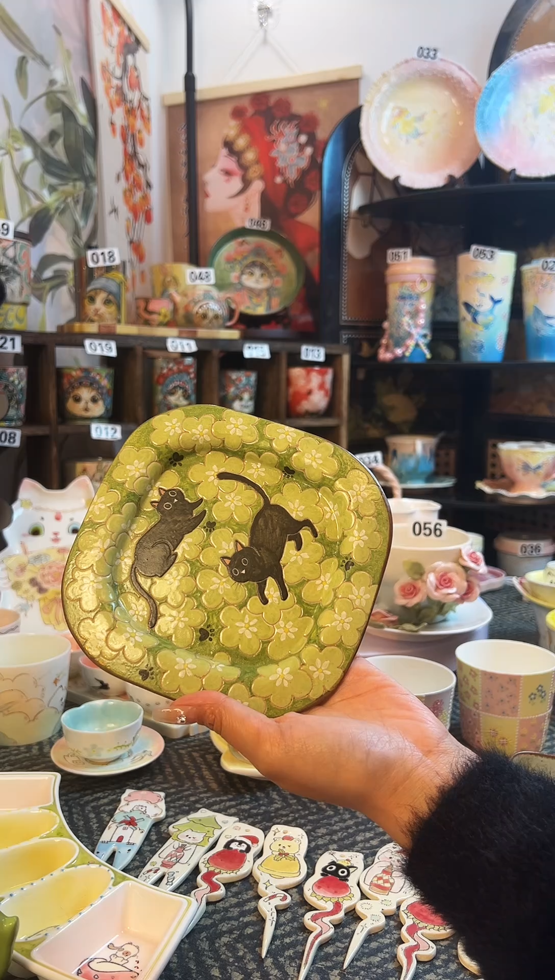 景德镇唐老师独家设计款手绘杯杯