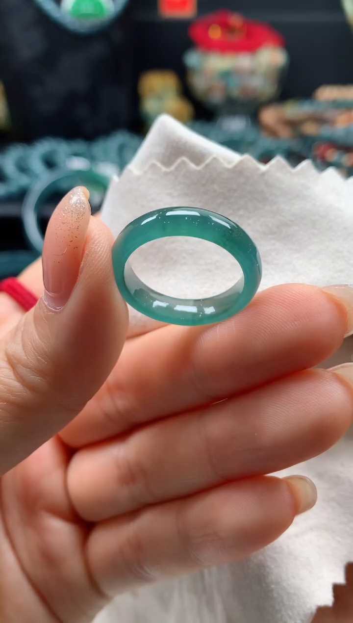 【闪购商品】翡翠颈饰未镶嵌0145771895（18圈口）