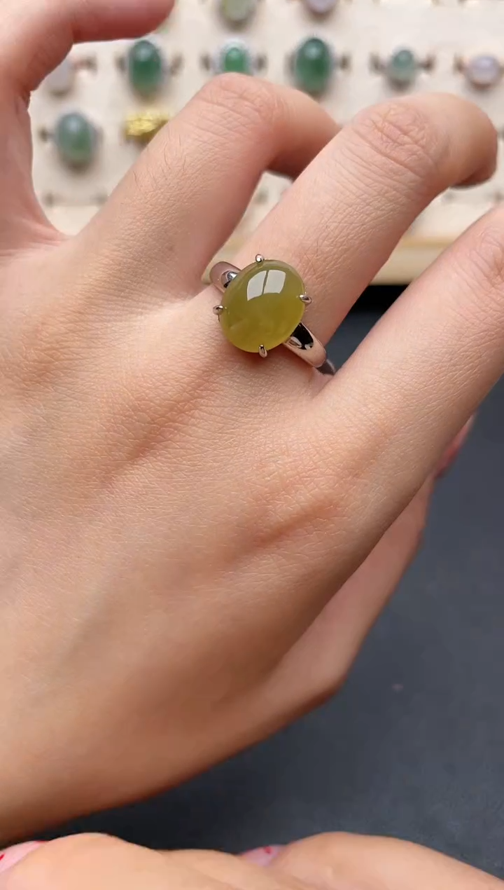 【闪购商品】翡翠戒指银S925镶嵌一物一证一礼盒