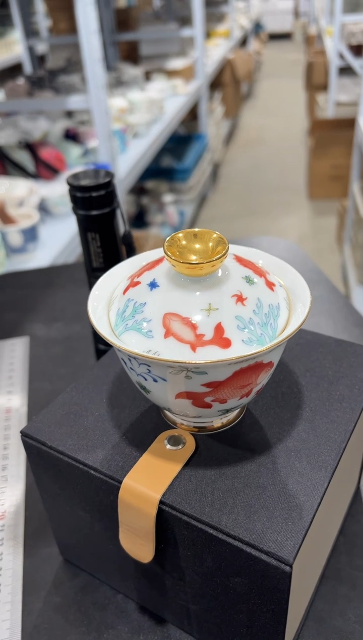 杯子骨瓷（原盒）鱼草图 盖碗