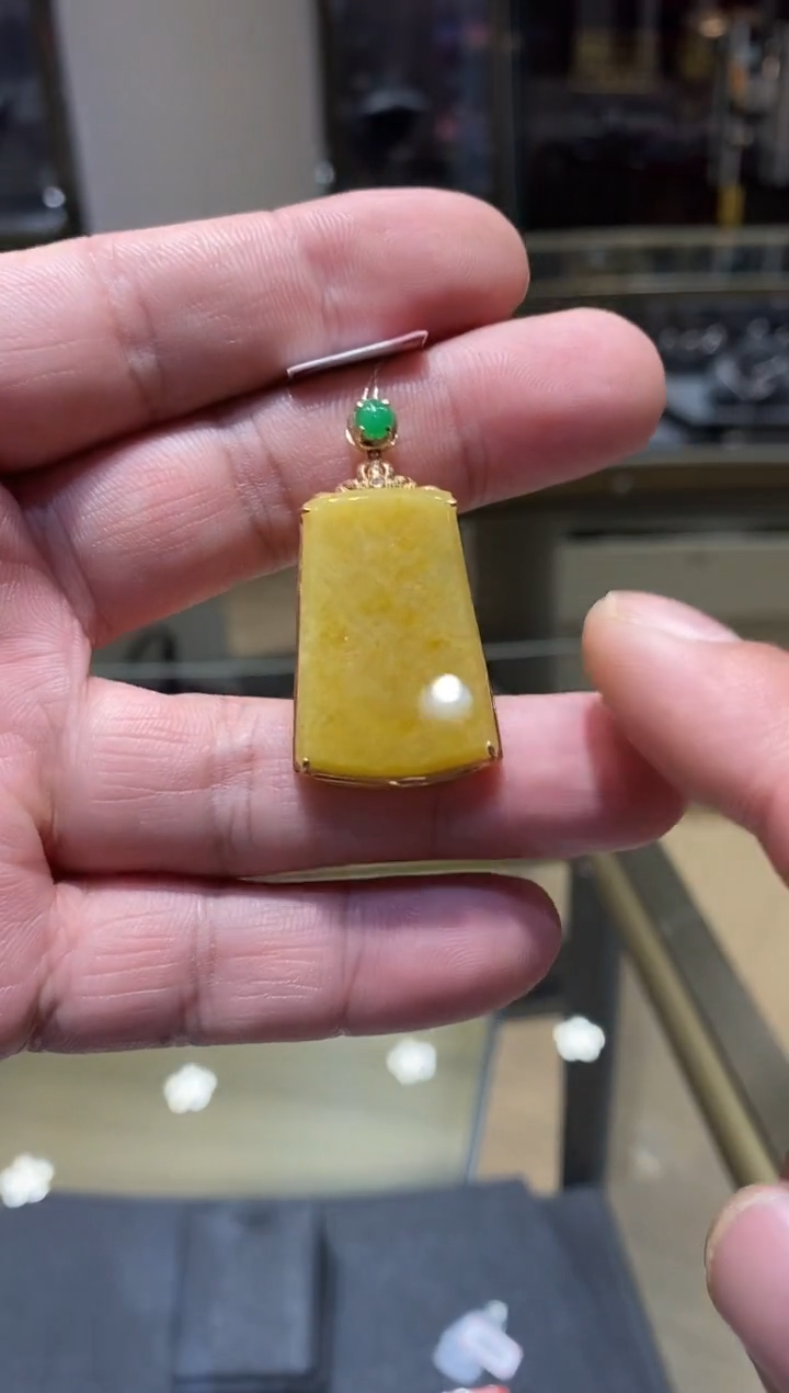 【闪购商品】翡翠颈饰18K金镶嵌亏米福利