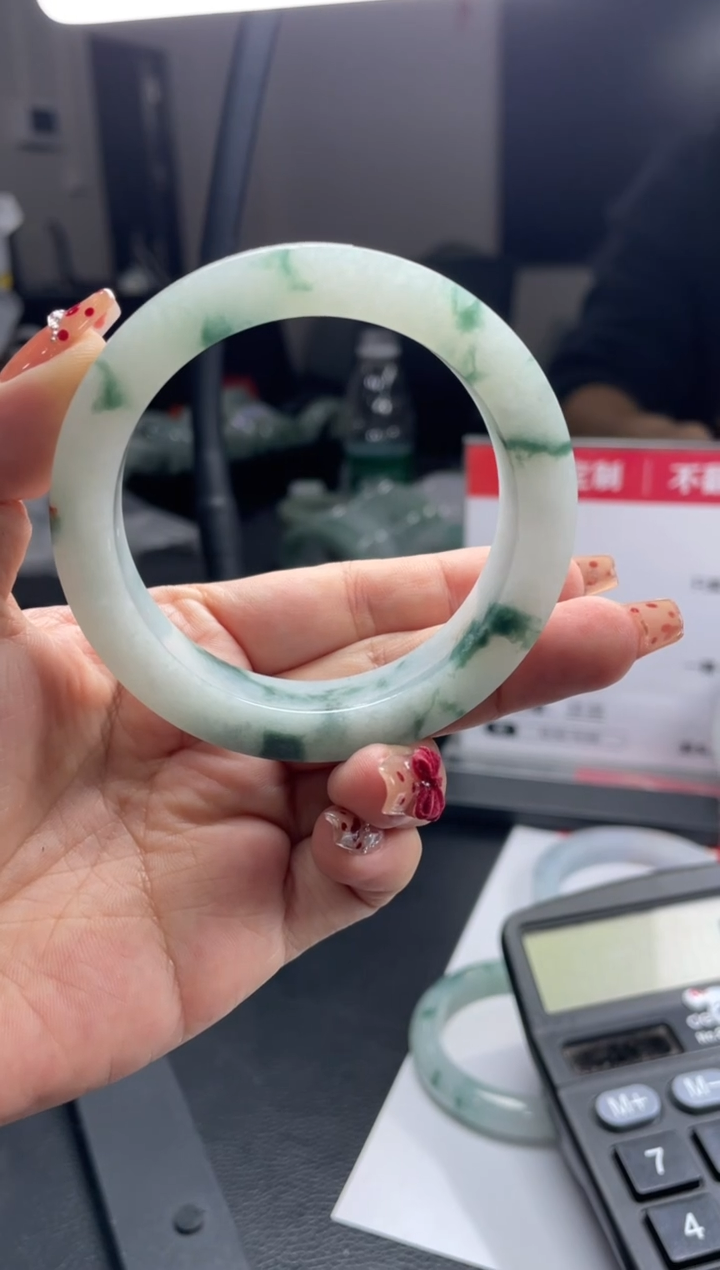 【闪购商品】定制翡翠手镯未镶嵌DDH90480