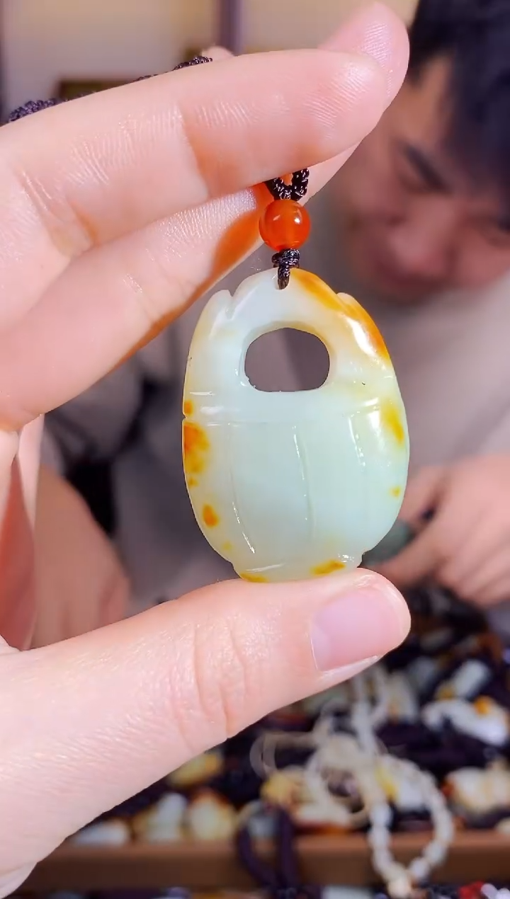 【闪购商品】和田玉颈饰未镶嵌1