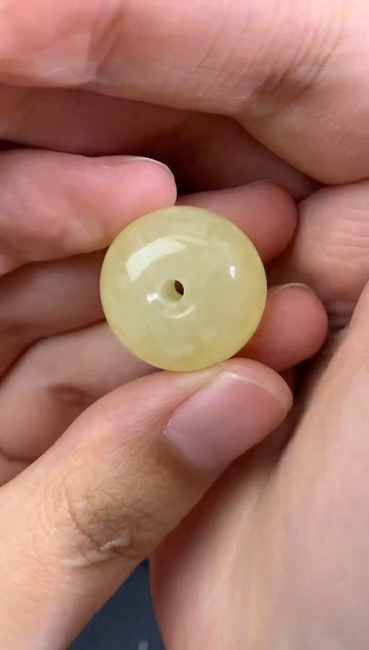 蜜蜡未镶嵌珠宝奇石1