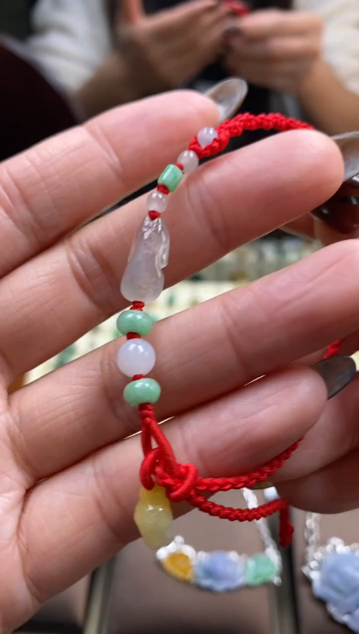 颈饰未镶嵌翡翠净货14702