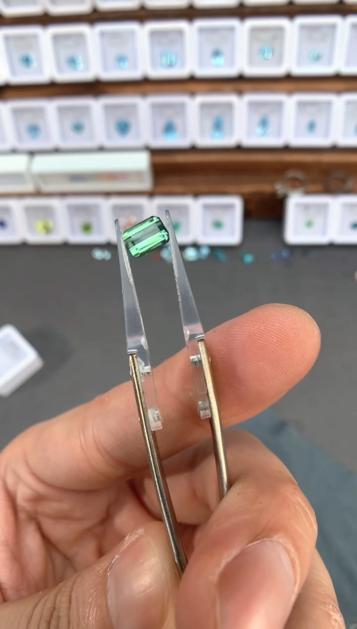 定制碧玺裸石未镶嵌1.67ct 10007