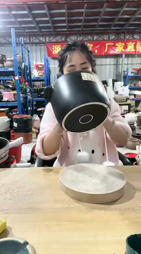 陶5267瑕疵3.5黑锅不带盖孤品