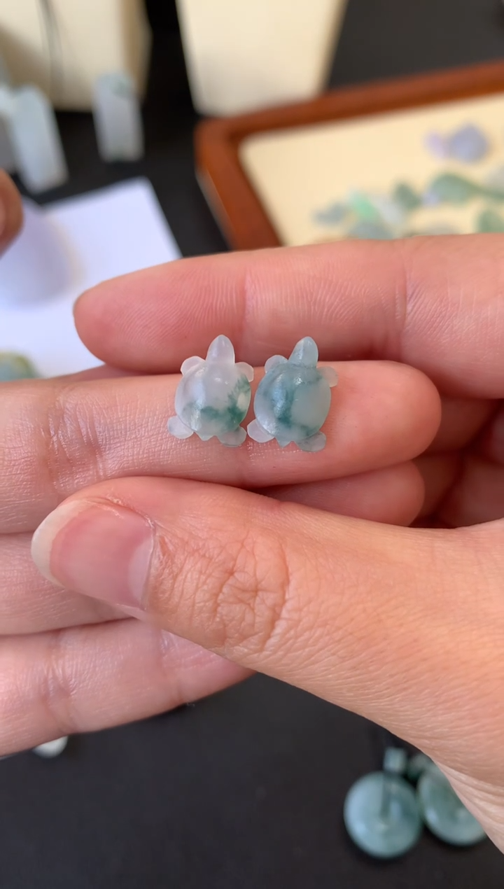 【闪购商品】定制翡翠未镶嵌翡翠