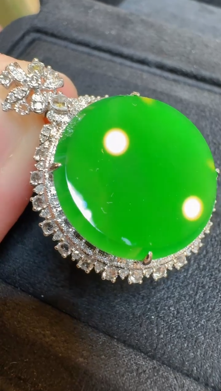 【闪购商品】翡翠吊坠(不含链)18K金镶嵌多样性团购发一件