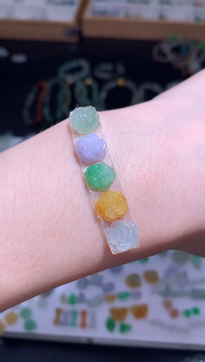 未镶嵌定制翡翠一套花花