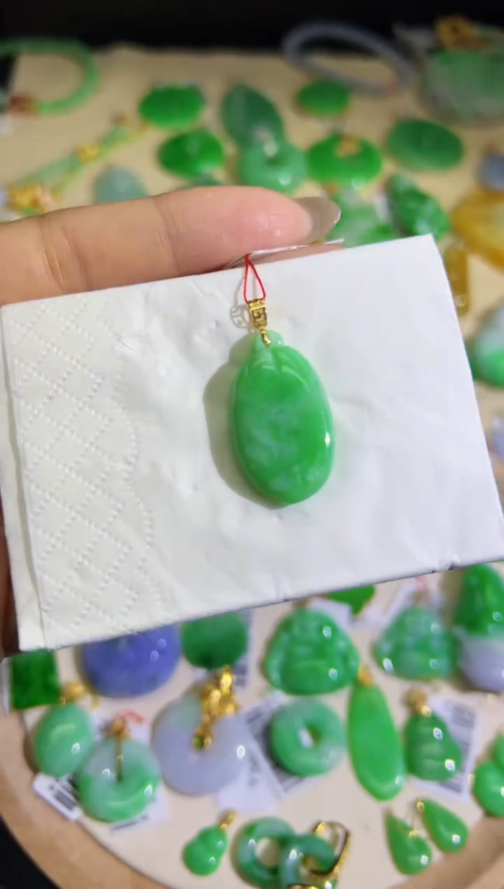 【闪购商品】翡翠颈饰18K金镶嵌Q缅料A货翡翠/支持复检/一件