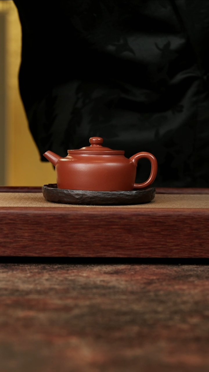 【闪购商品】紫砂茶壶红皮龙旭帽