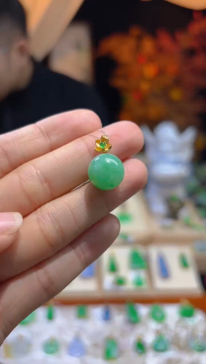 【闪购商品】翡翠颈饰18K金镶嵌假一赔三