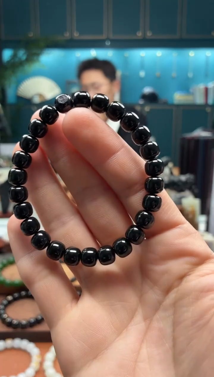 未镶嵌手串和田玉黑青7*8老