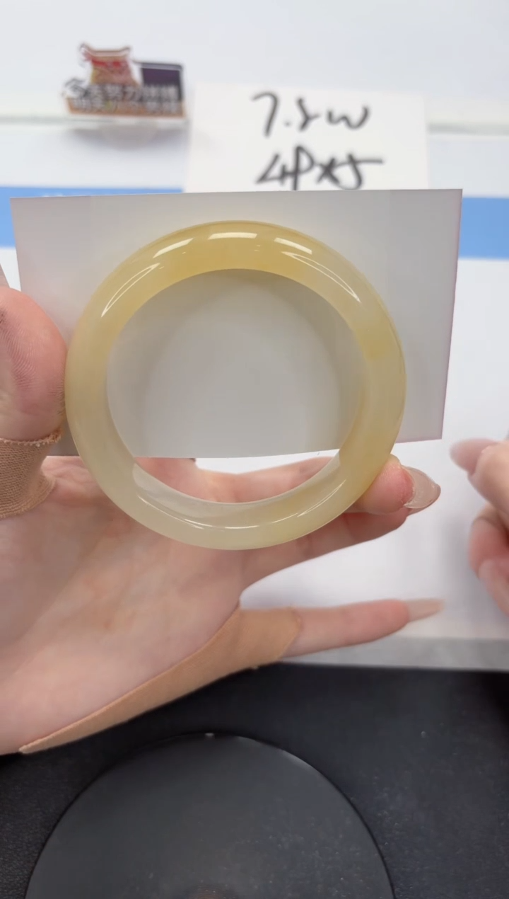 【闪购商品】石英质玉手镯未镶嵌A497-59