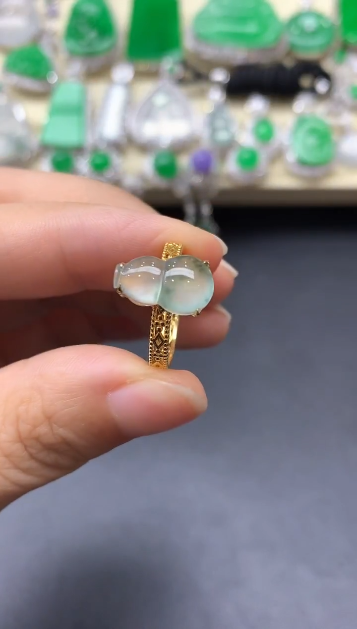 18K金镶嵌戒指翡翠480-中国好珍宝