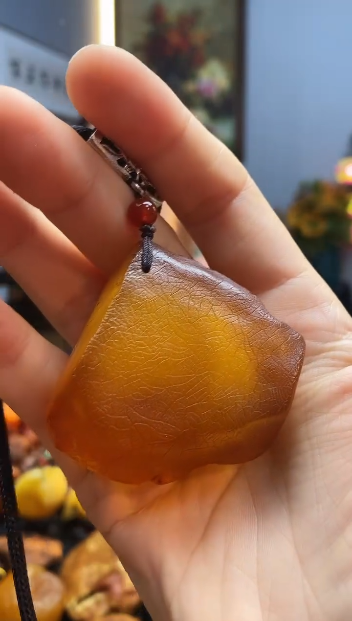 琥珀颈饰未镶嵌挂件