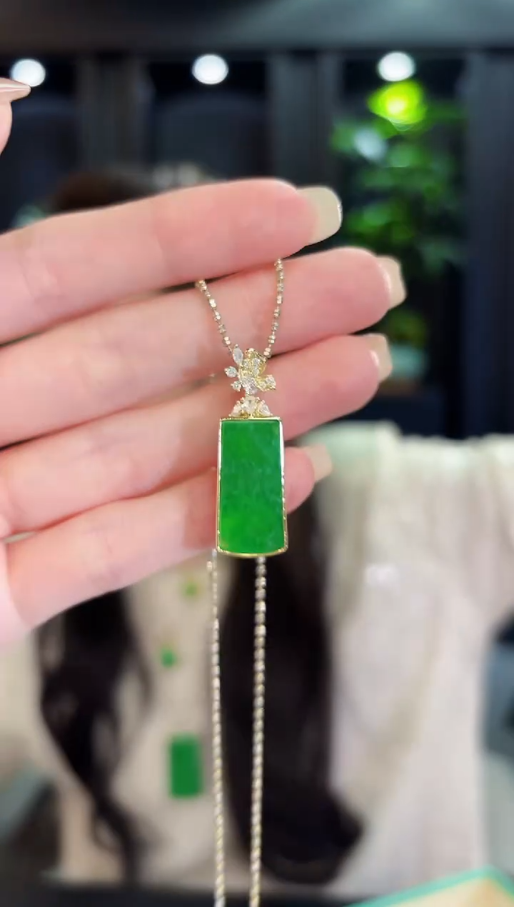 吊坠(不含链)未镶嵌翡翠w缅料A货/多样性发货/一件