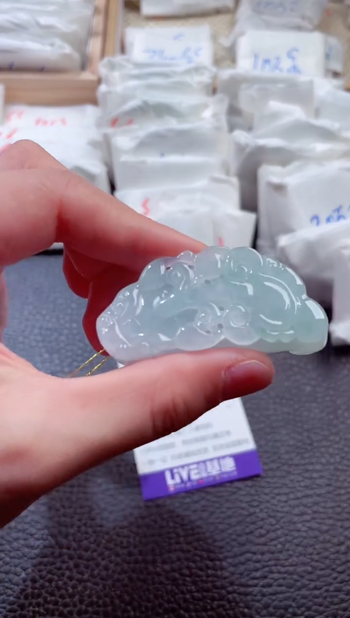 翡翠未镶嵌颈饰00007216