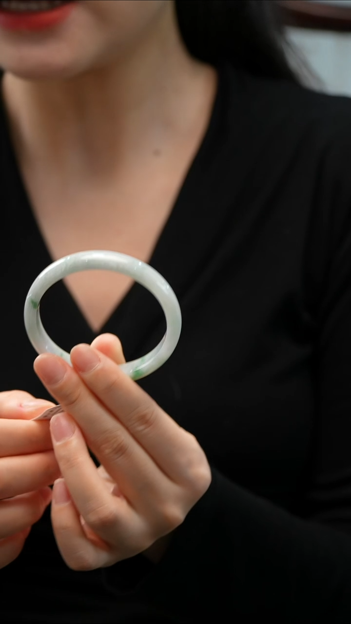 未镶嵌手镯（贵妃镯）翡翠1号