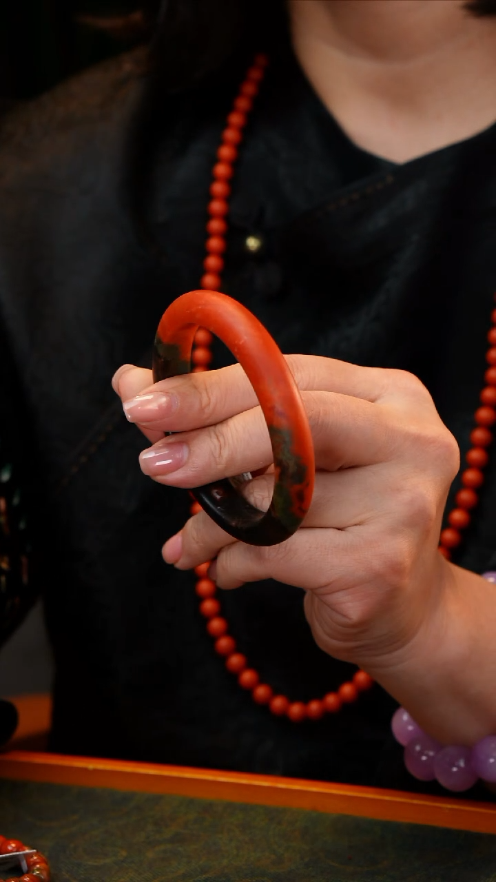 未镶嵌南红玛瑙手镯保山手镯