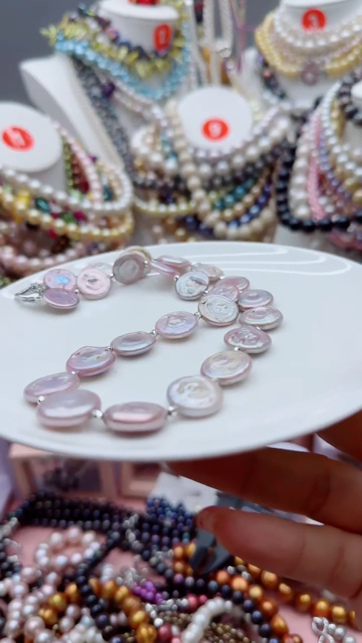 淡水珍珠未镶嵌颈饰1