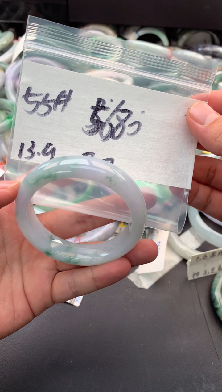 【闪购商品】定制翡翠未镶嵌毛货需精细抛光+多人