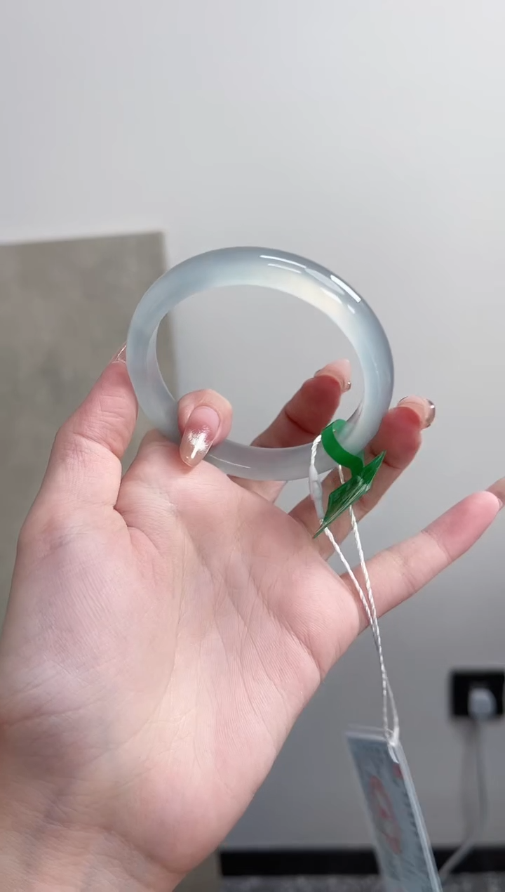 【闪购商品】玛瑙/玉髓手镯未镶嵌58-59圈