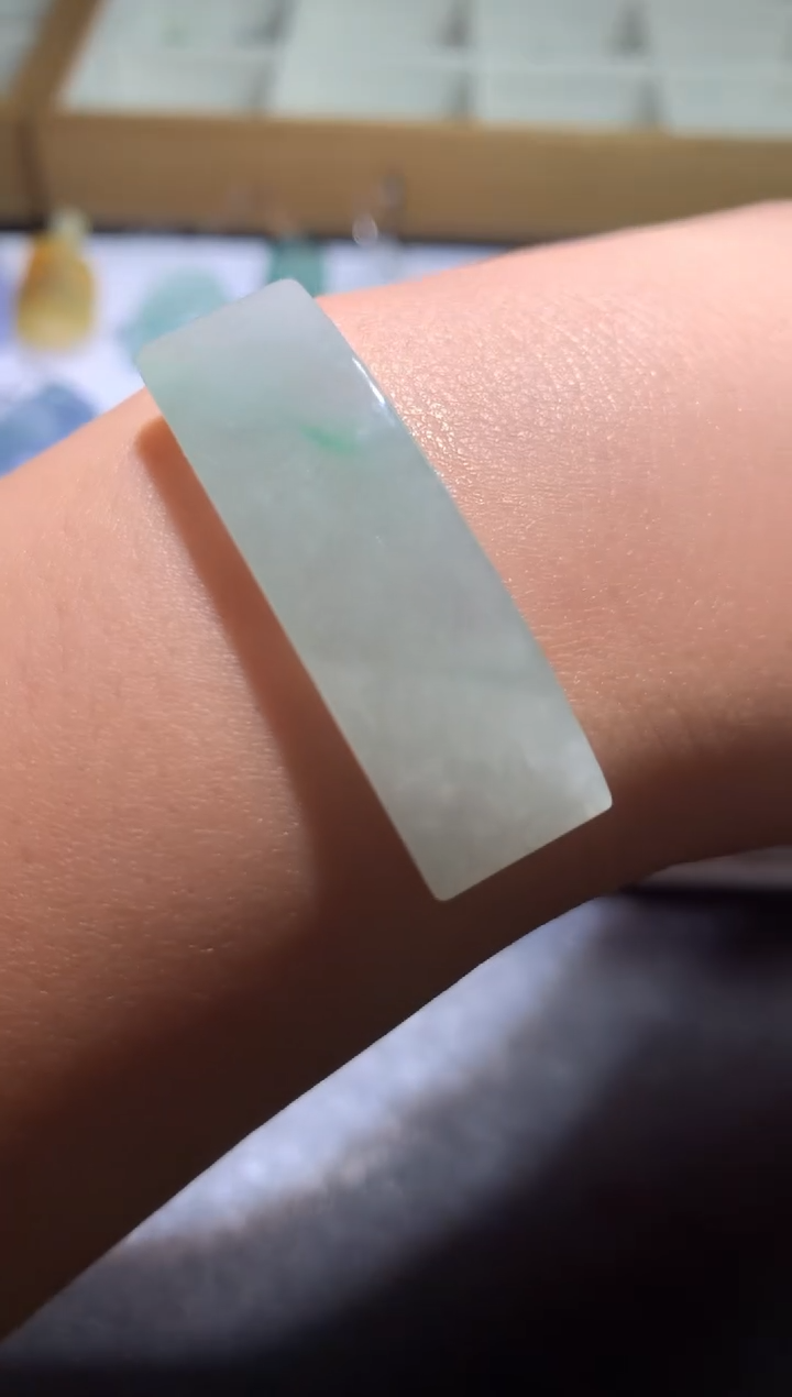 【闪购商品】定制翡翠未镶嵌毛货