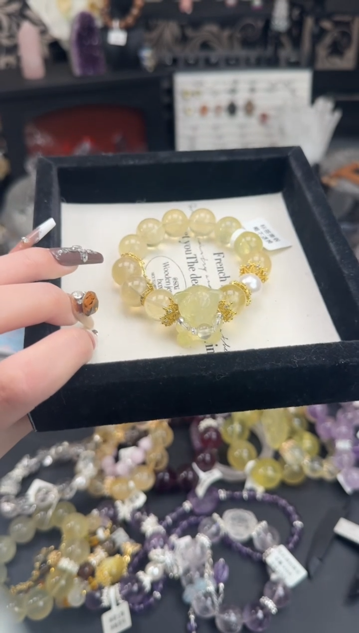 【闪购商品】水晶手链未镶嵌天然水晶 多样性发货