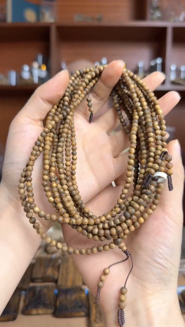 沉香手串奇楠沉香卡4圆珠多圈手串多样性发一