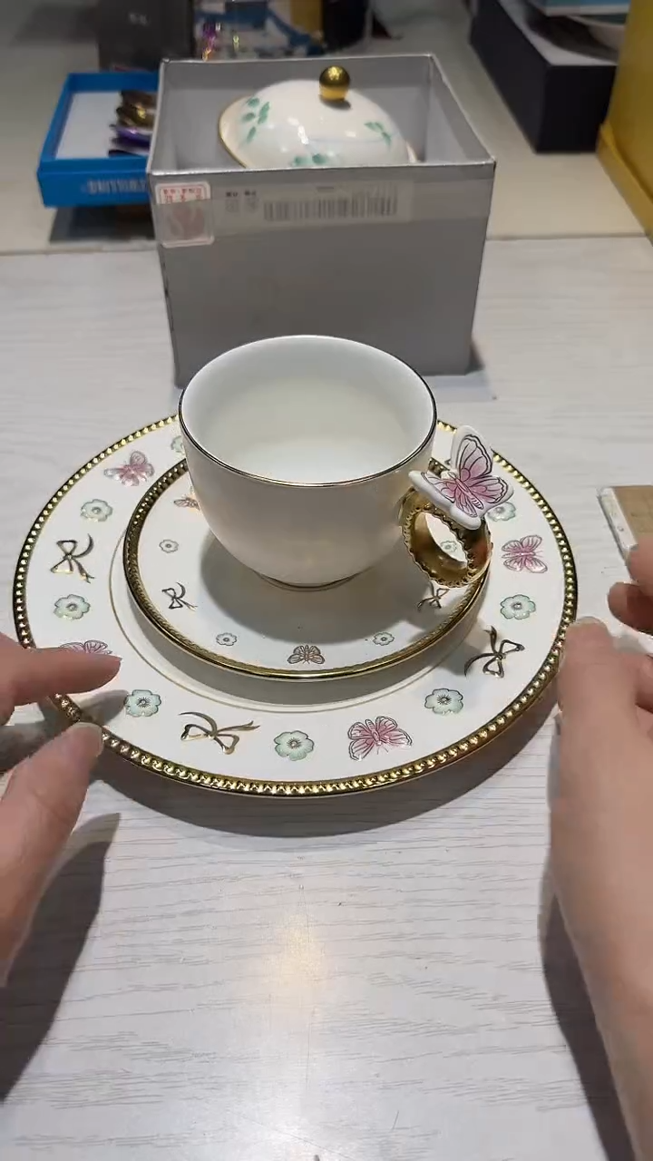 瓷片生活的本意就是开心@@1