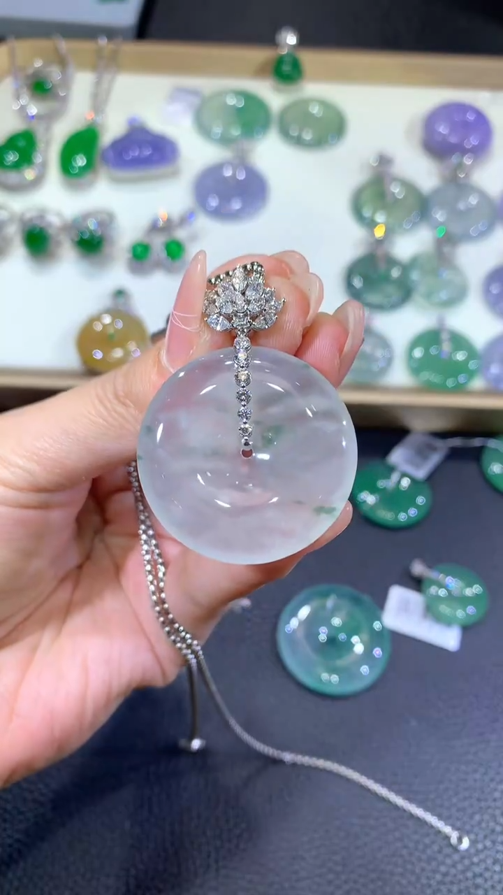 翡翠18K金镶嵌吊坠(不含链)112-扣子