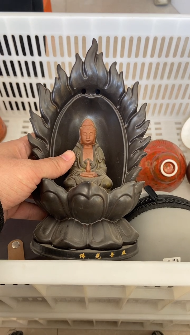 杯无运费险有瑕疵的摄影的产品有使用过的痕迹有点脏介意勿拍