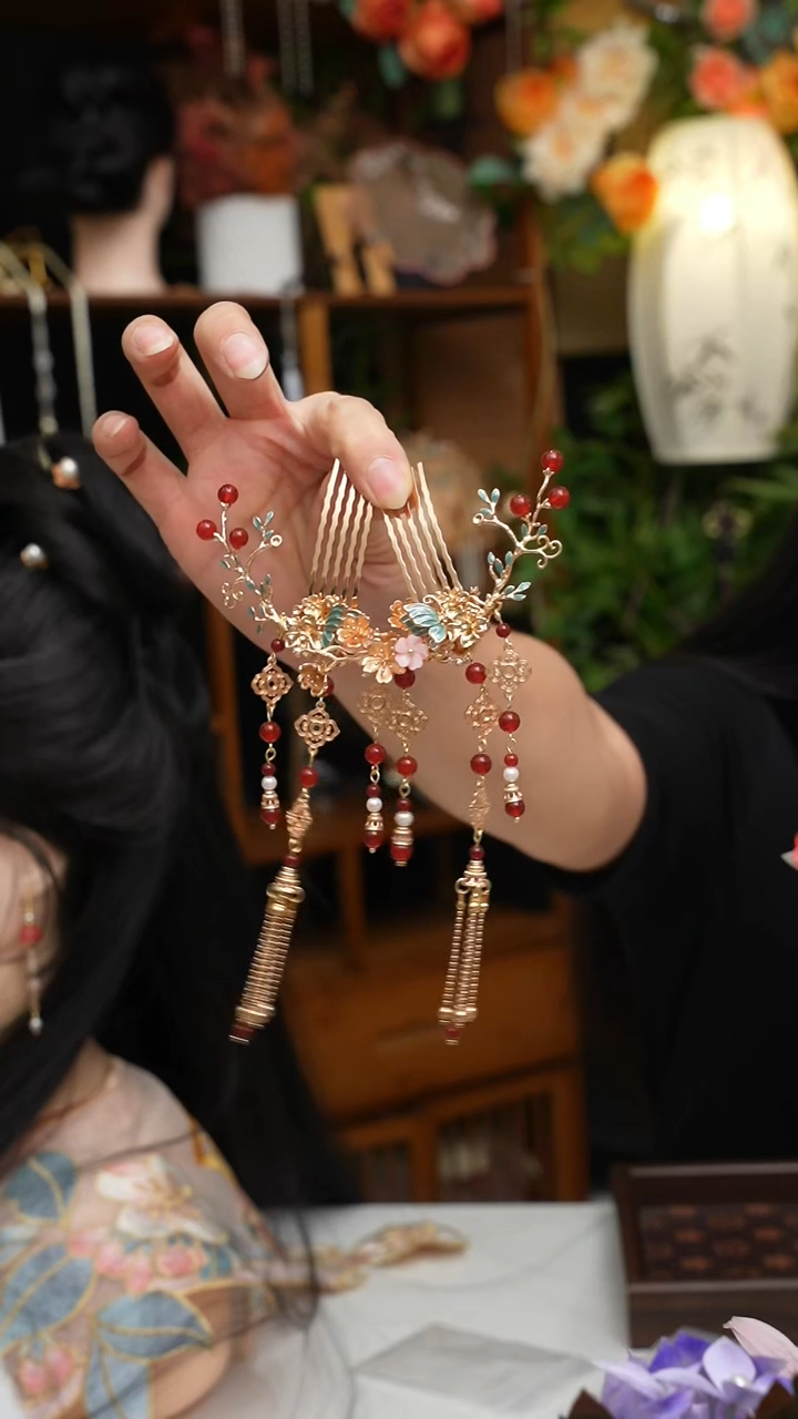 铁合金醋酸锦簪阁纯铜高保色锆石玛瑙