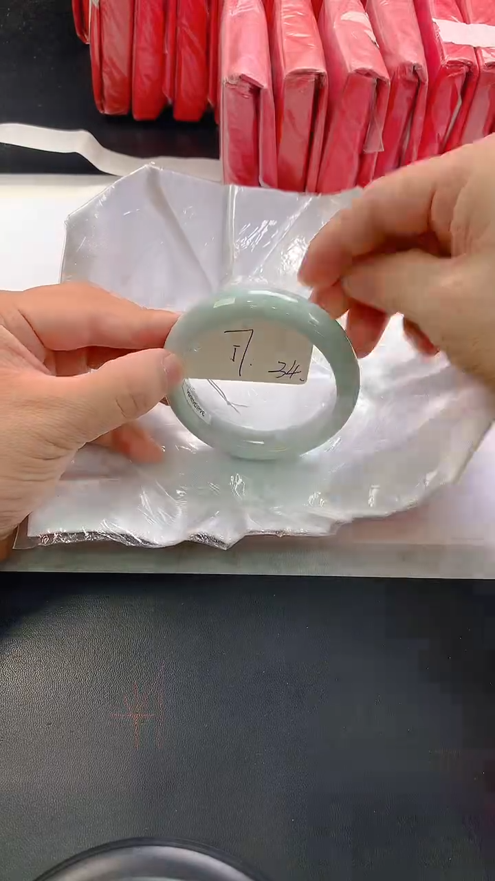 未镶嵌手镯翡翠34