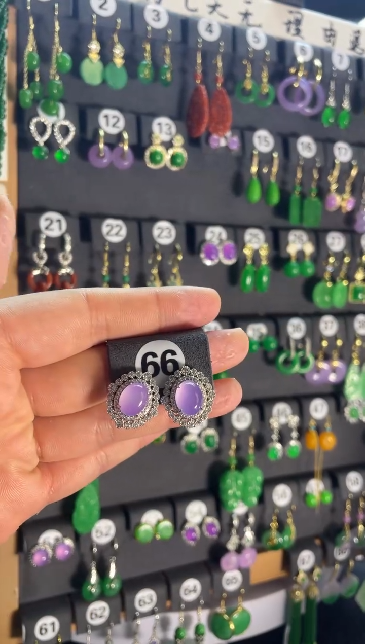 【闪购商品】翡翠耳饰银S925镶嵌66....