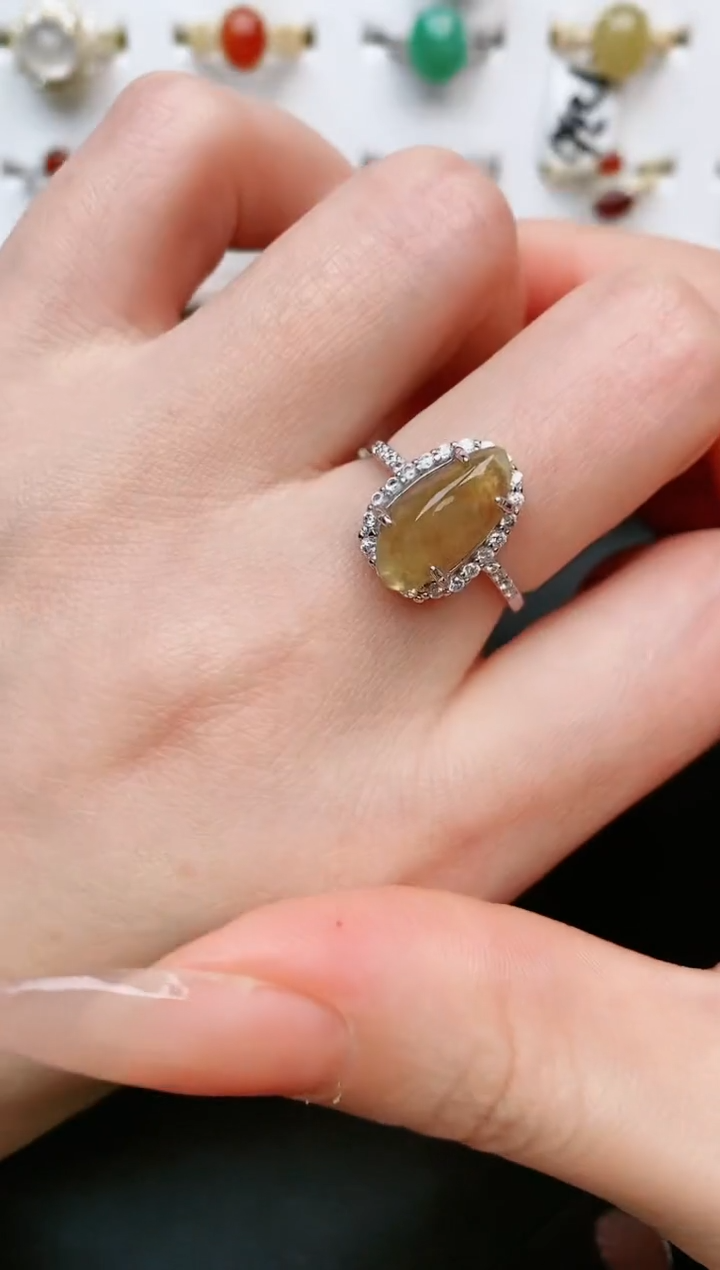 【闪购商品】翡翠戒指银S925镶嵌....