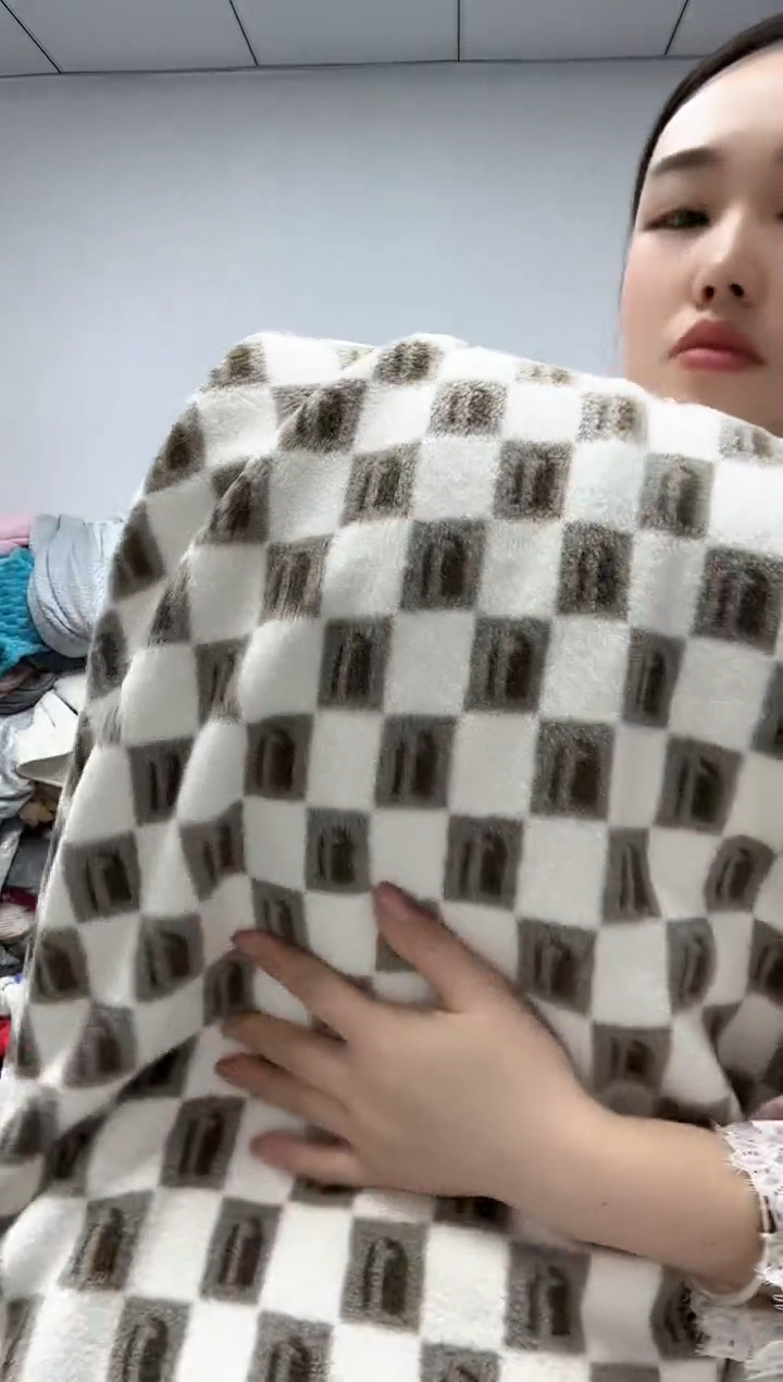 法兰绒2.3X1.8左右以主播所说为准