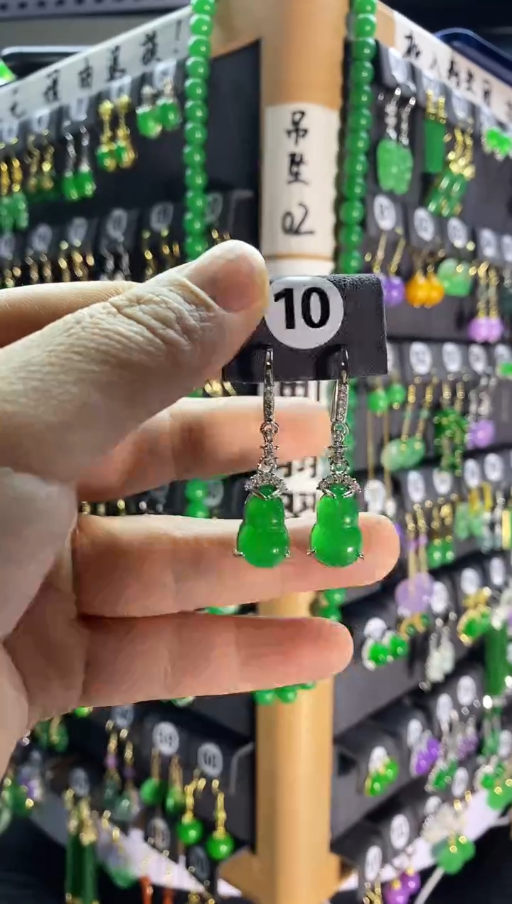 【闪购商品】翡翠耳饰银S925镶嵌10....